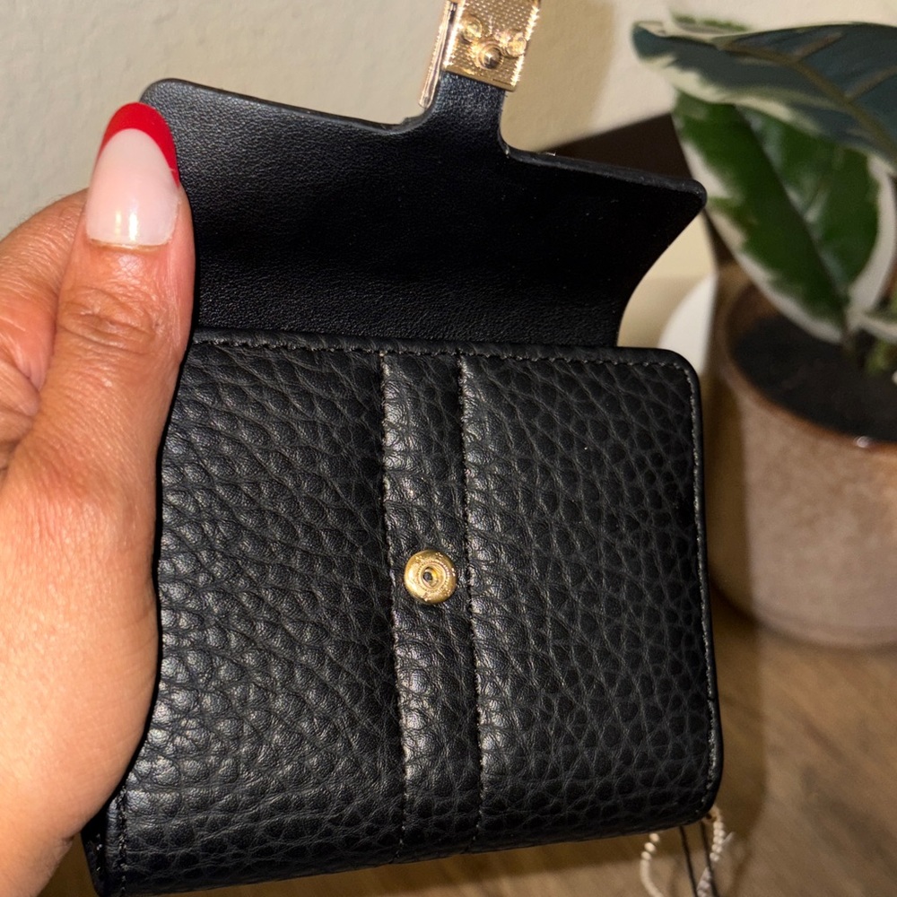 Black Leather Small Fold Wallet - Picture 4 of 14